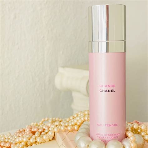 chance sheer moisture mist.